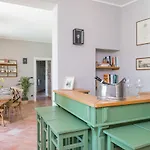 Guesthost - La Riccarda X12 Giardino&piscina Дом отдыха *