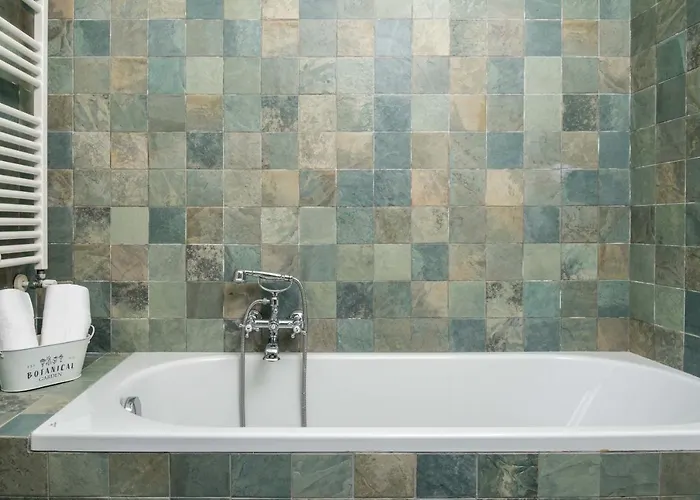 Guesthost - La Riccarda X12 Giardino&piscina 別荘
